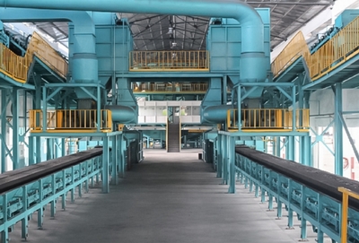 Vertical automatic molding machine